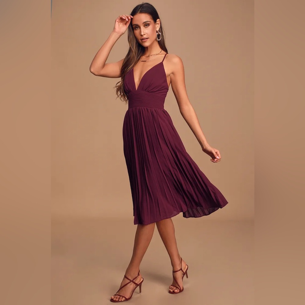 Lulus Burgundy Pleated Midi Dress
